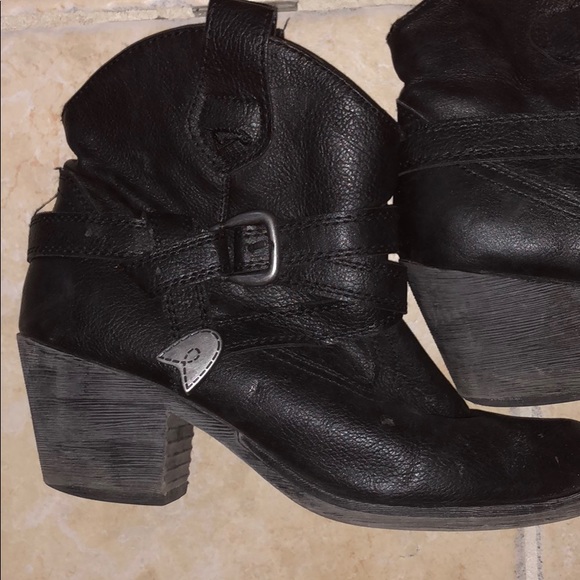 rocket dog booties black